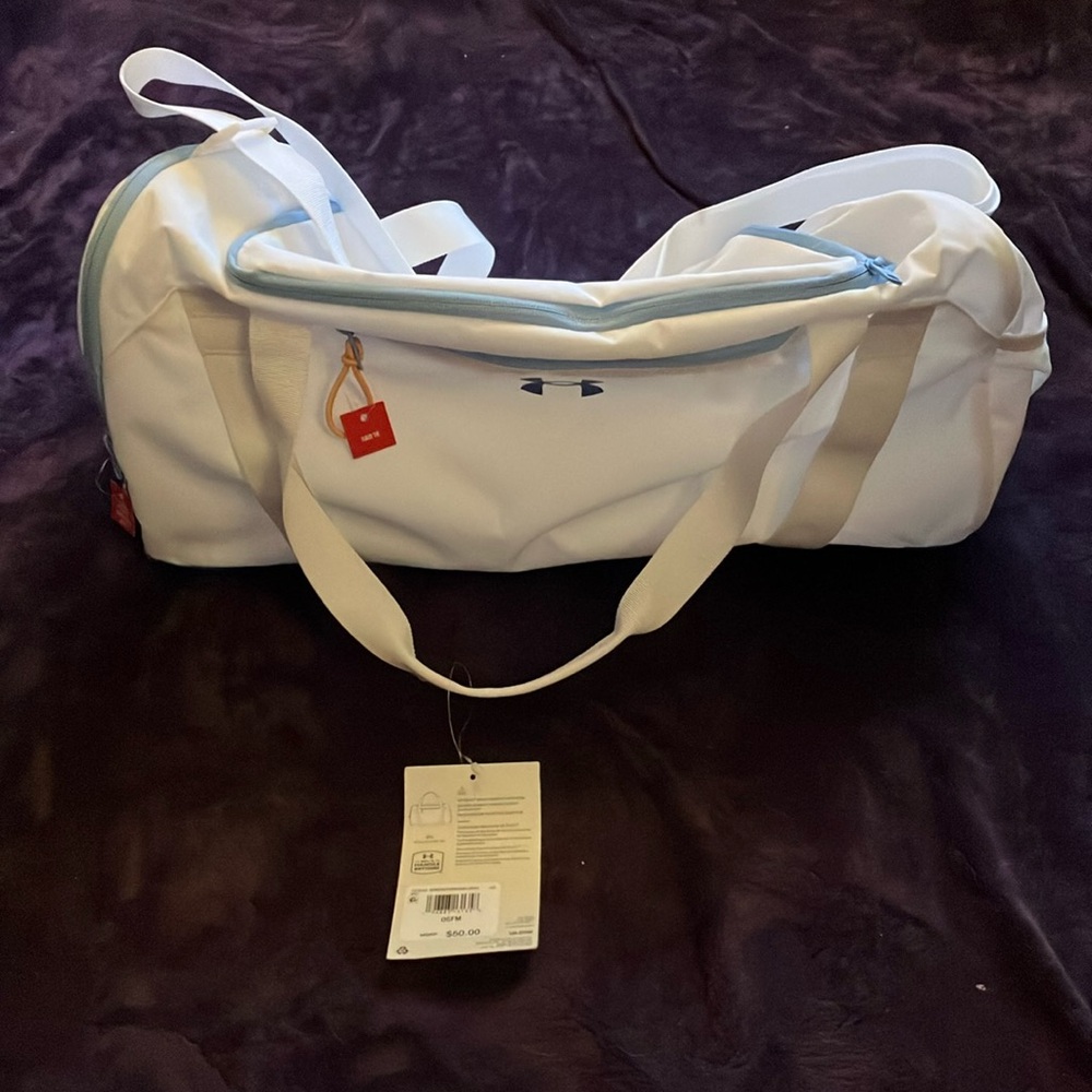 Under Armour White Travel Bag with Minimalist Design
